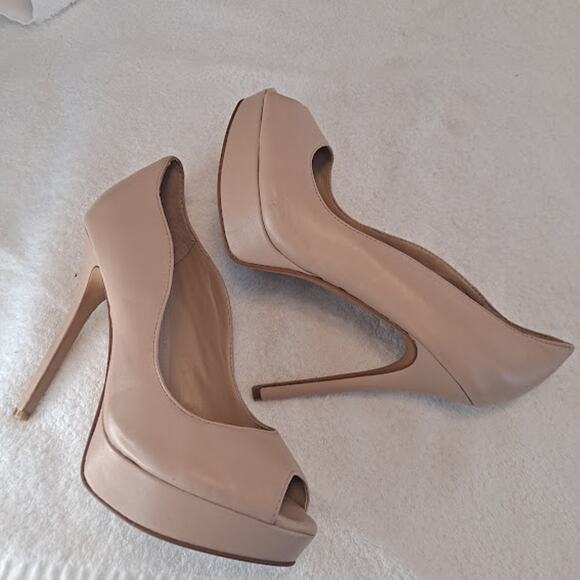 Vince Camuto Platform Stilettos Lainey Size 7 Beige Leather 4.75" Tan Cream - Picture 2 of 14